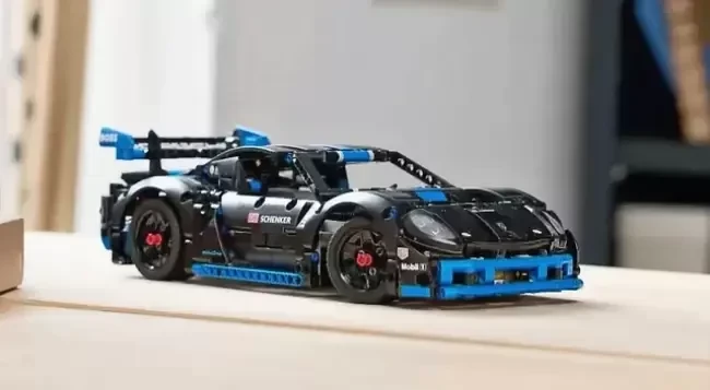 Конструктор LEGO Technic 42176 Porsche GT4 e-Performance - фото5