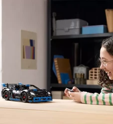 Конструктор LEGO Technic 42176 Porsche GT4 e-Performance - фото4